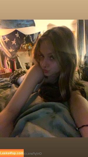 evabrookss photo #0008
