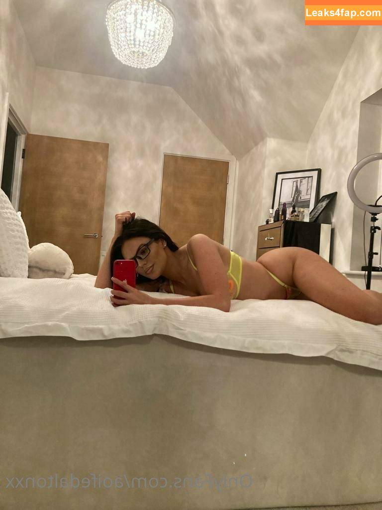 evadeexo / evettexo leaked photo photo #0041