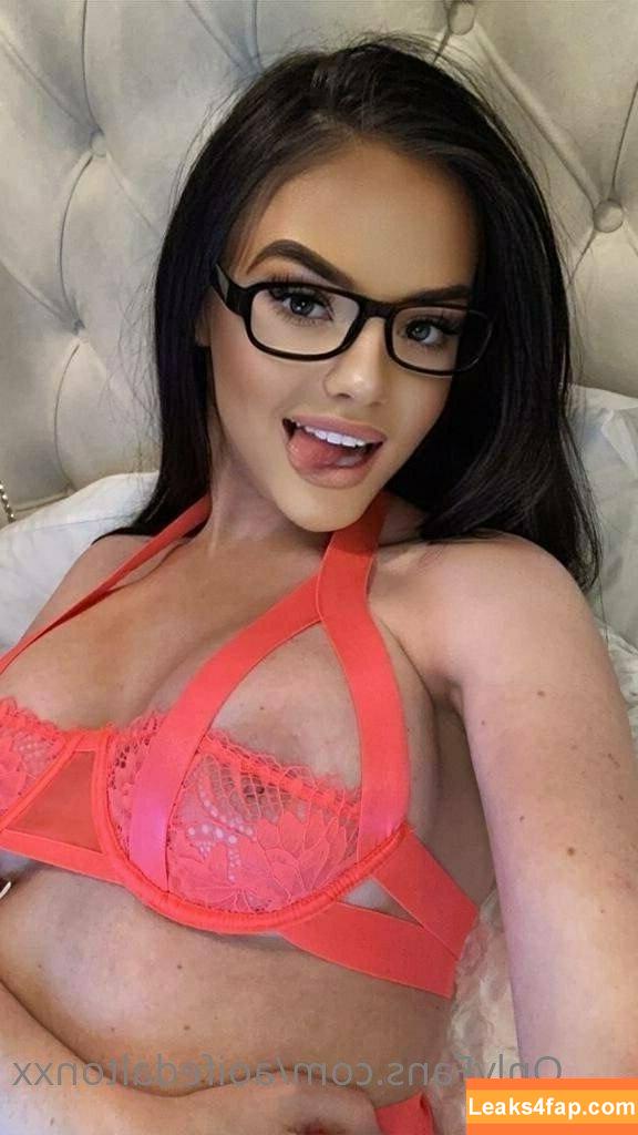 evadeexo / evettexo leaked photo photo #0043