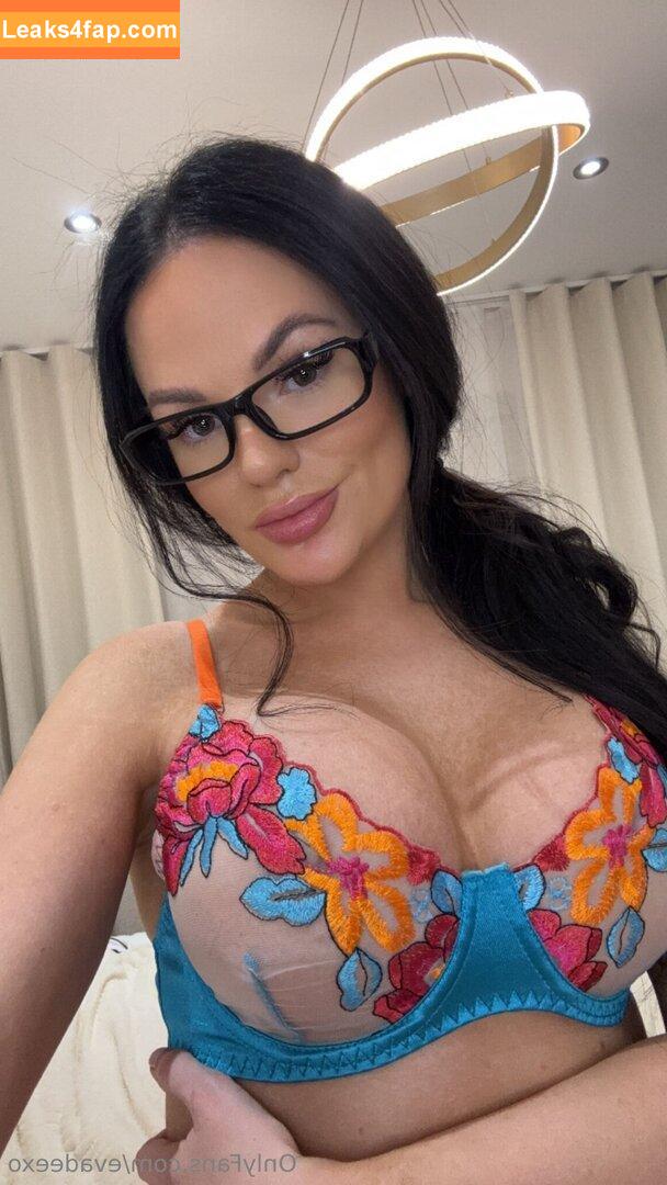 evadeexo / evettexo leaked photo photo #0106