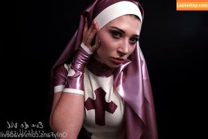 EvaDeVil photo #0082