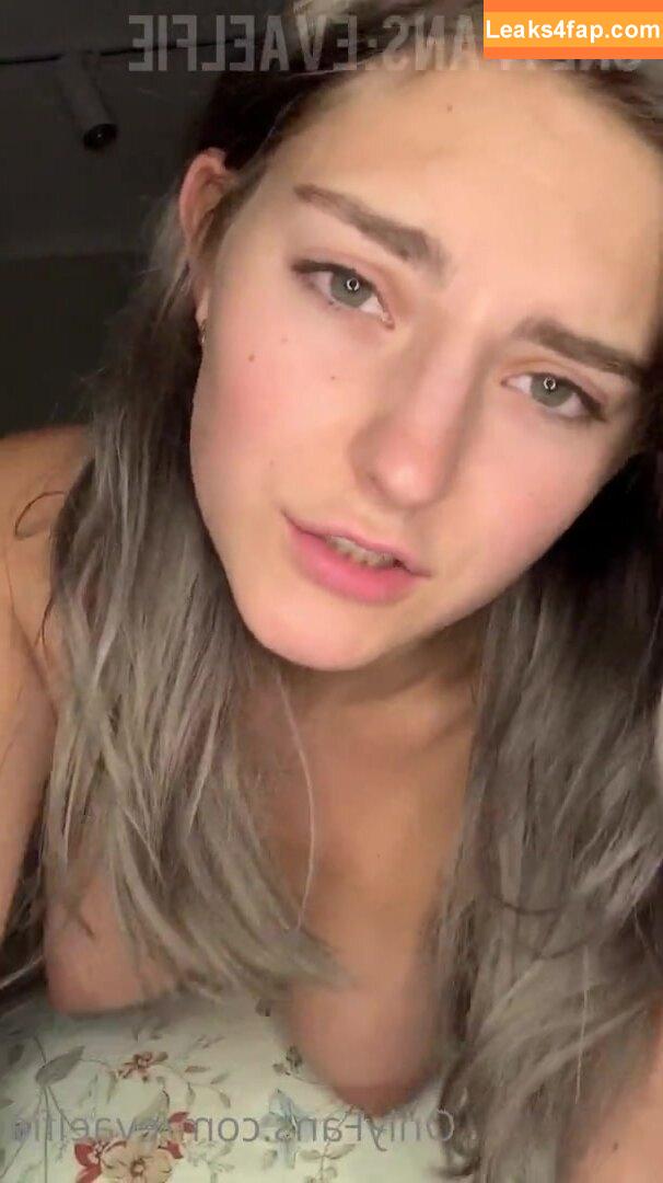 Evaelfie / theevaelfie leaked photo photo #0036