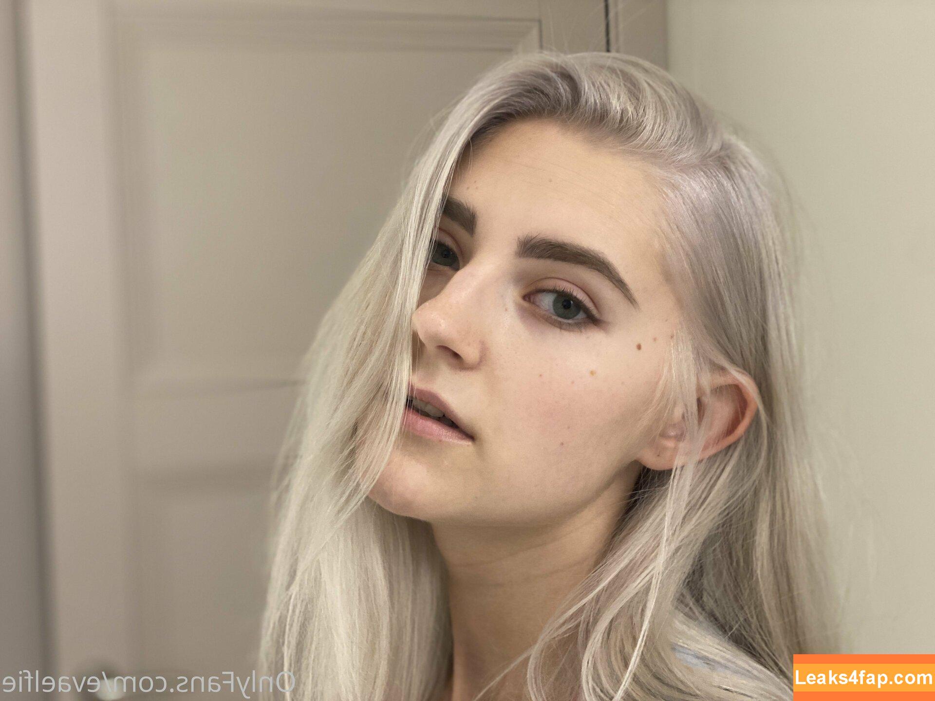 Evaelfie / theevaelfie leaked photo photo #0157