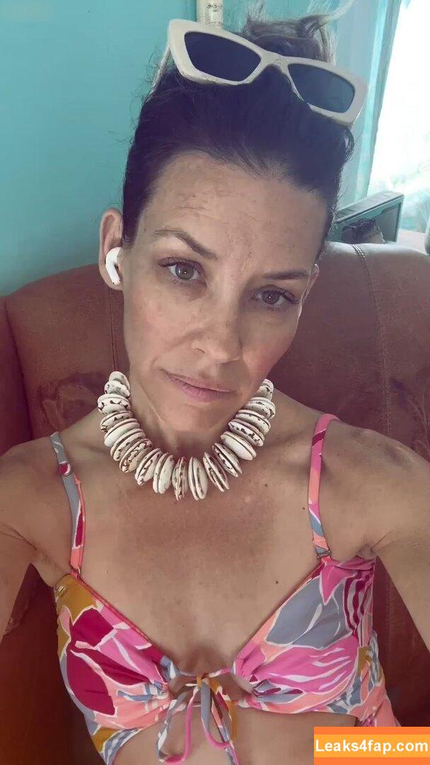 Evangeline Lilly / evangelinelillyofficial / lilyevangeline leaked photo photo #0318