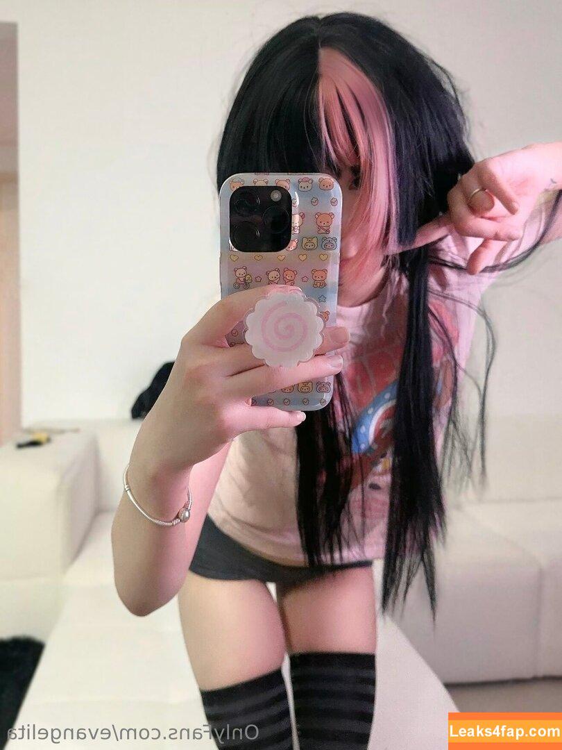 evangelita / evangelitaaa leaked photo photo #0006