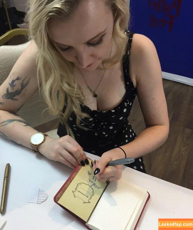 Evanna Lynch / evannalynch leaked photo photo #0106