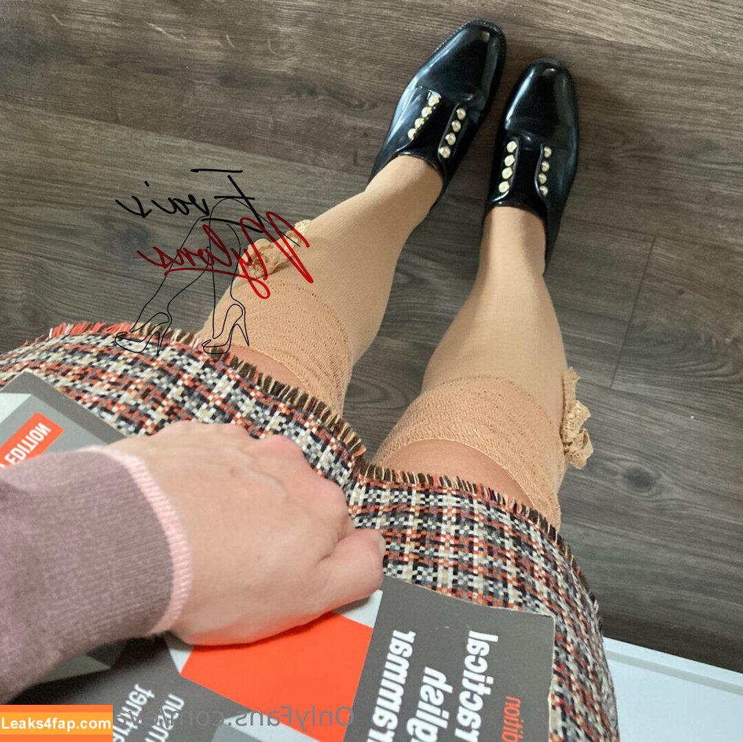 evasnylons / harisnyas_csaj leaked photo photo #0027