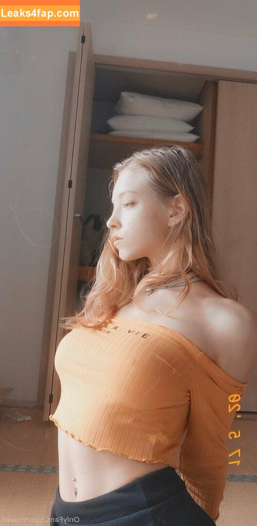 Evaveil / the.eva.veil leaked photo photo #0164