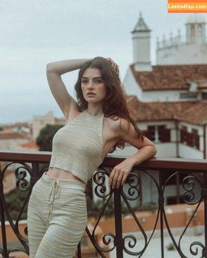 Eve Dumon photo #0310