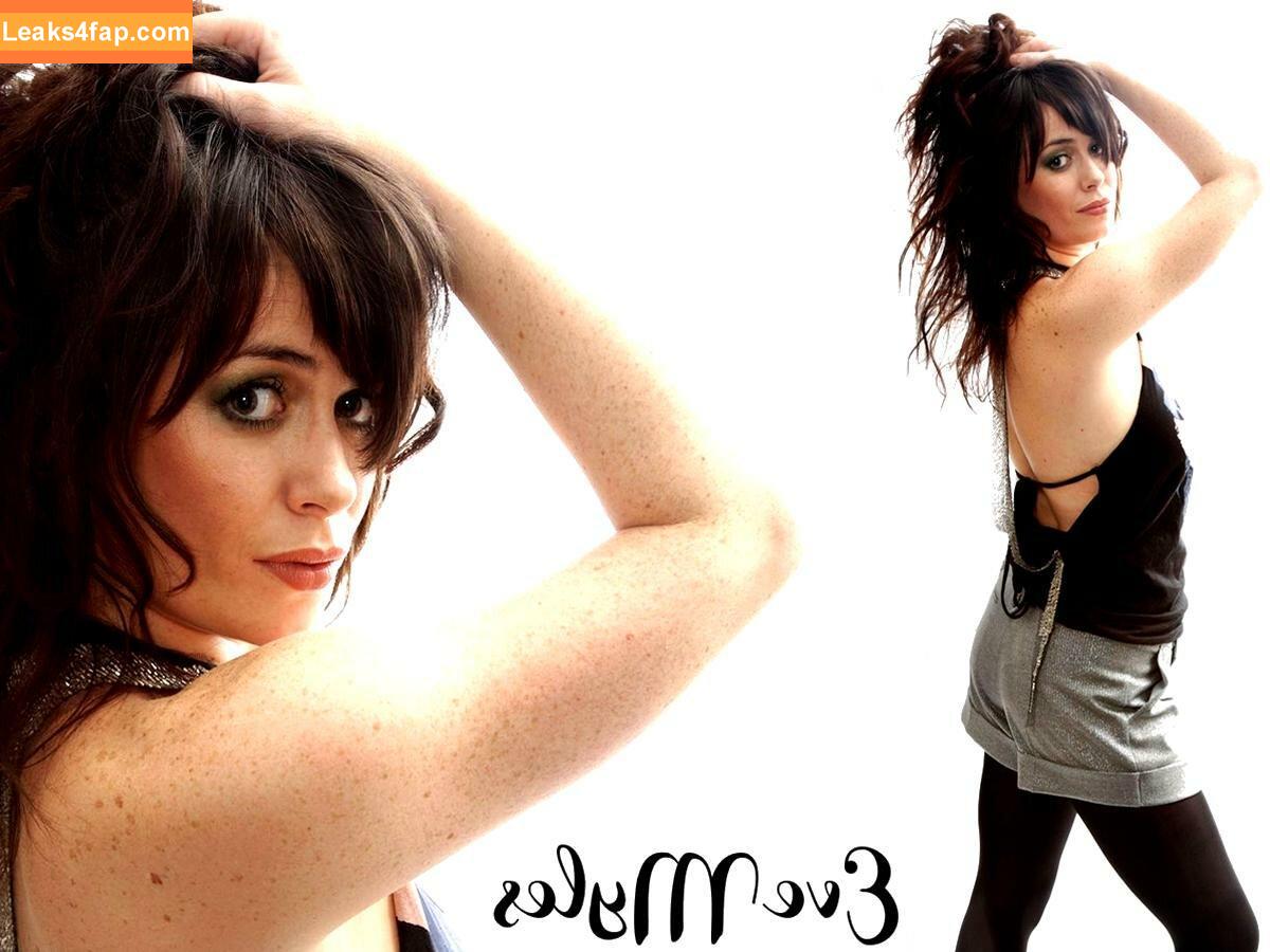 Eve Myles / teamevemyles leaked photo photo #0011