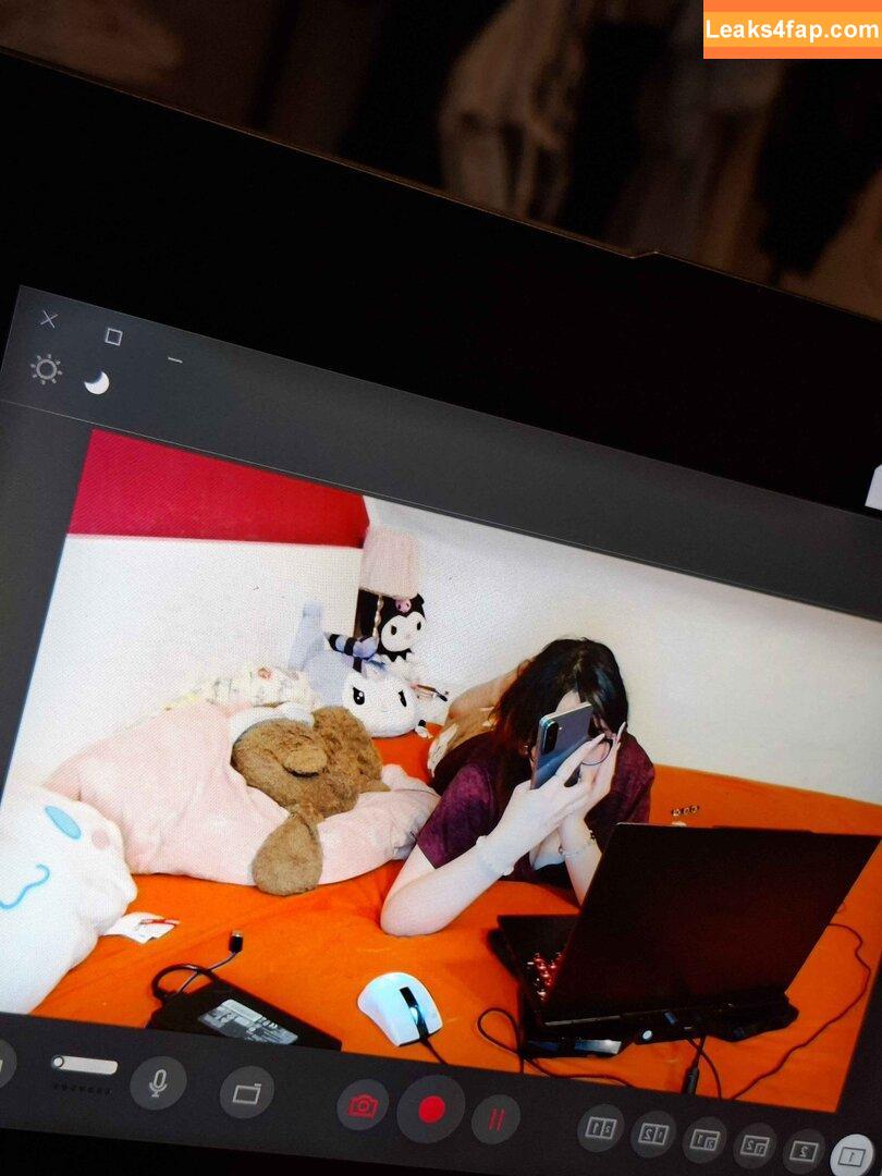 eveisbed /  leaked photo photo #0008