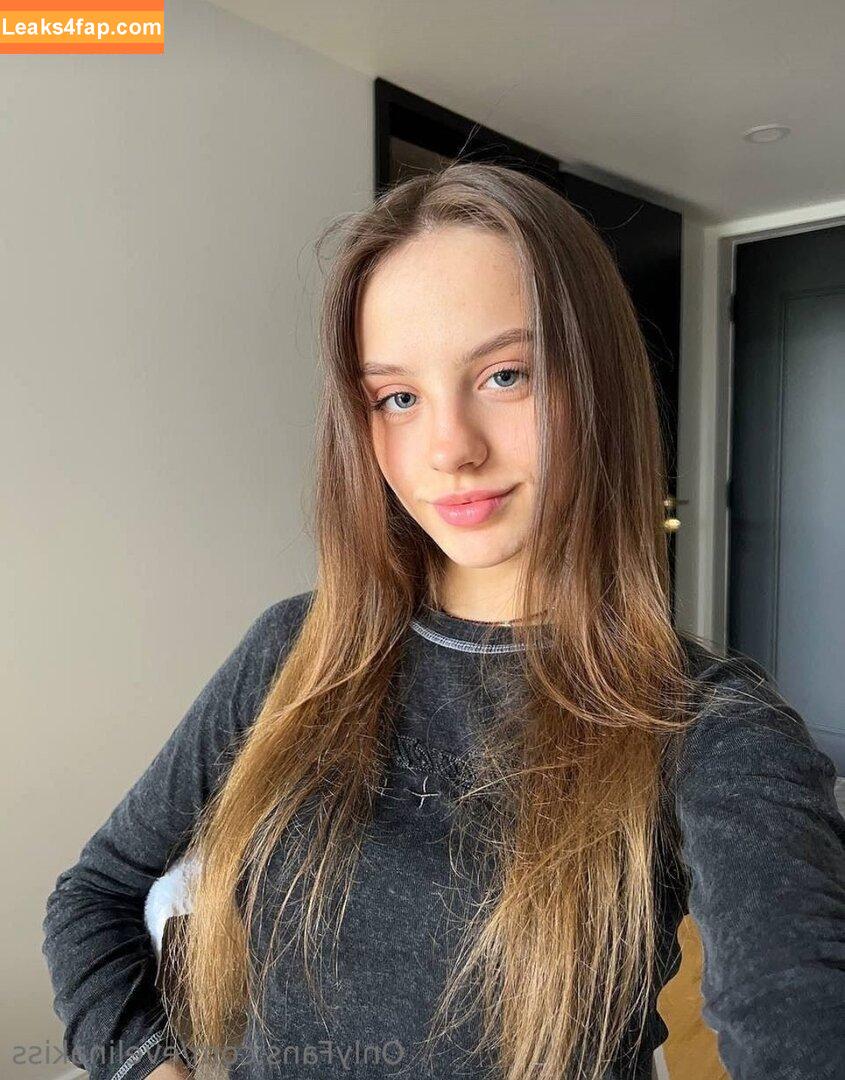 Evelina Kiss /  leaked photo photo #0090