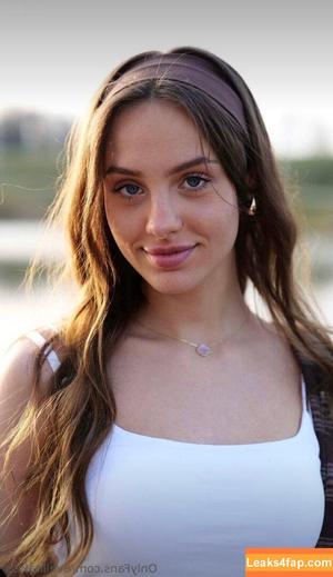 Evelina Kiss photo #0085