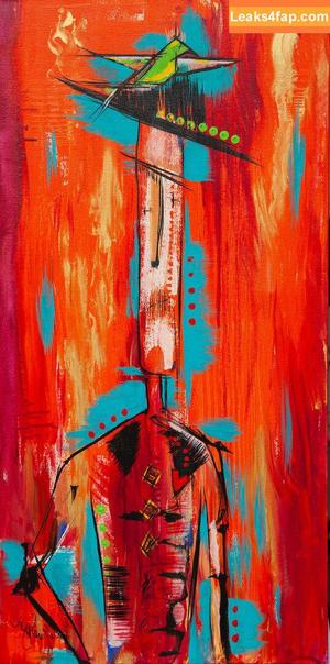 Evelyn Bird photo #0002