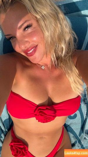 Evelyn Burdecki фото #0510