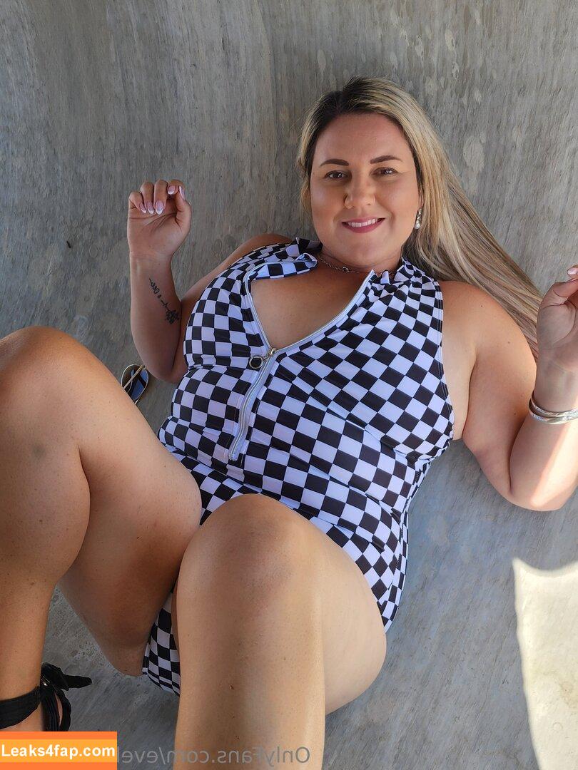 evelyn.harperx / evelyn.harper.x leaked photo photo #0011
