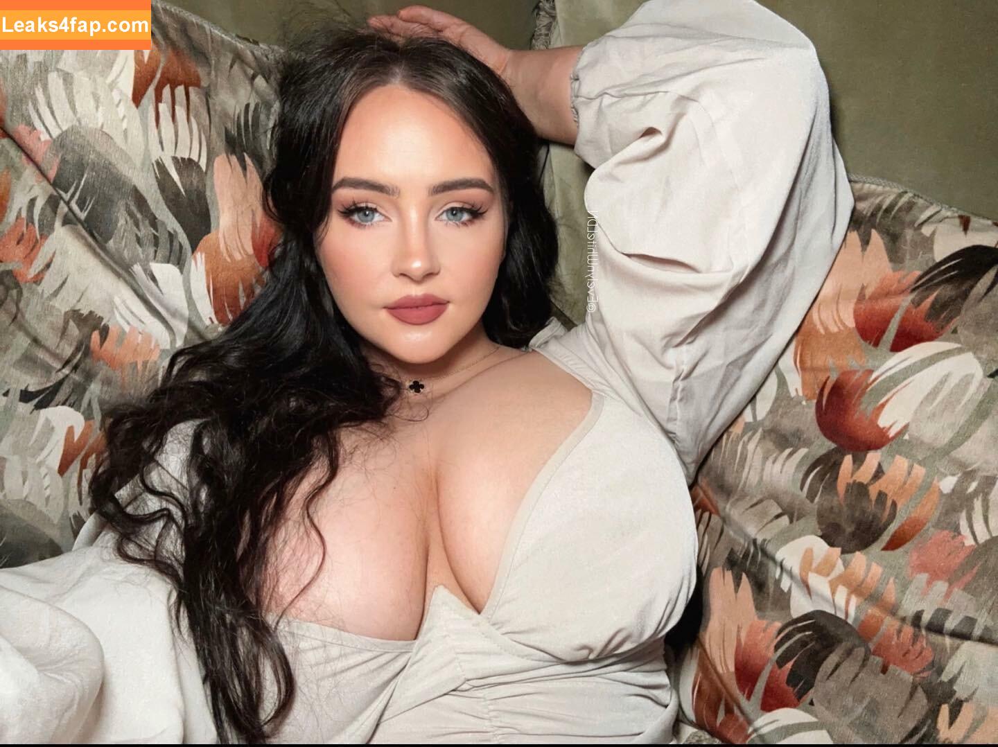 Evelyn White / EvelynWhiteLDN / Evelyn_LDN / evelynwhite leaked photo photo #0255