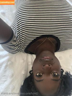 evelyna.black photo #0041