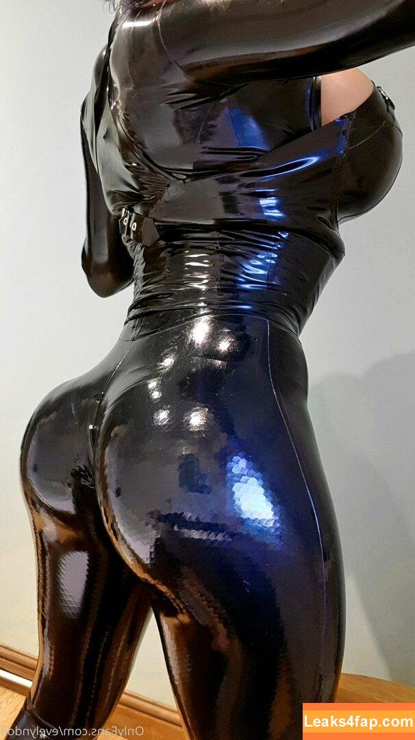 evelyndoll / evelyndolls leaked photo photo #0116