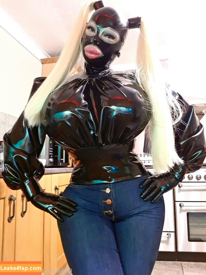 evelyndoll / evelyndolls leaked photo photo #0181