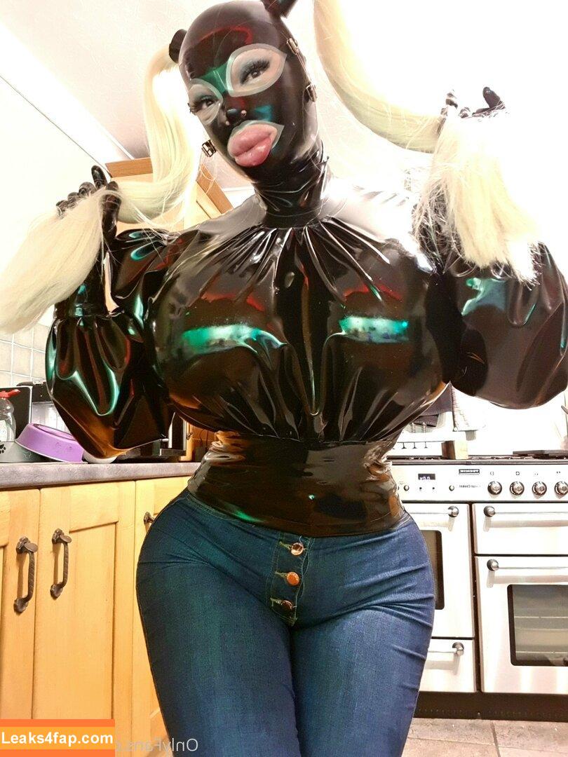evelyndoll / evelyndolls leaked photo photo #0185