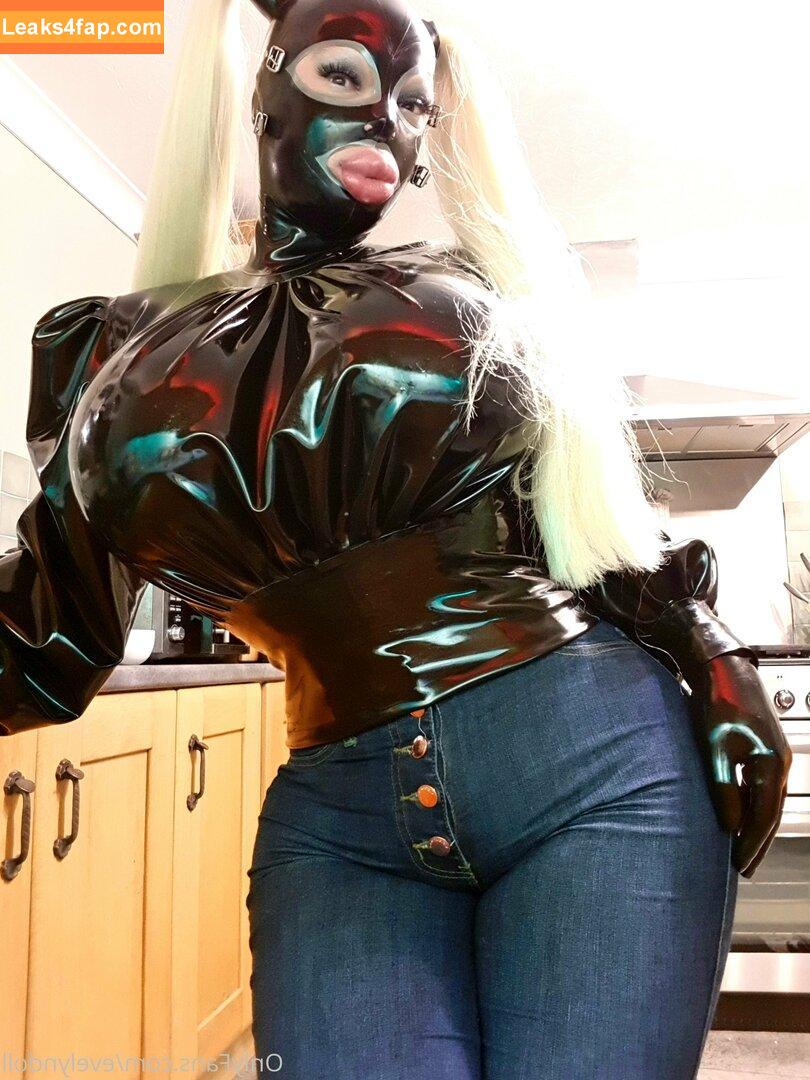 evelyndoll / evelyndolls leaked photo photo #0239
