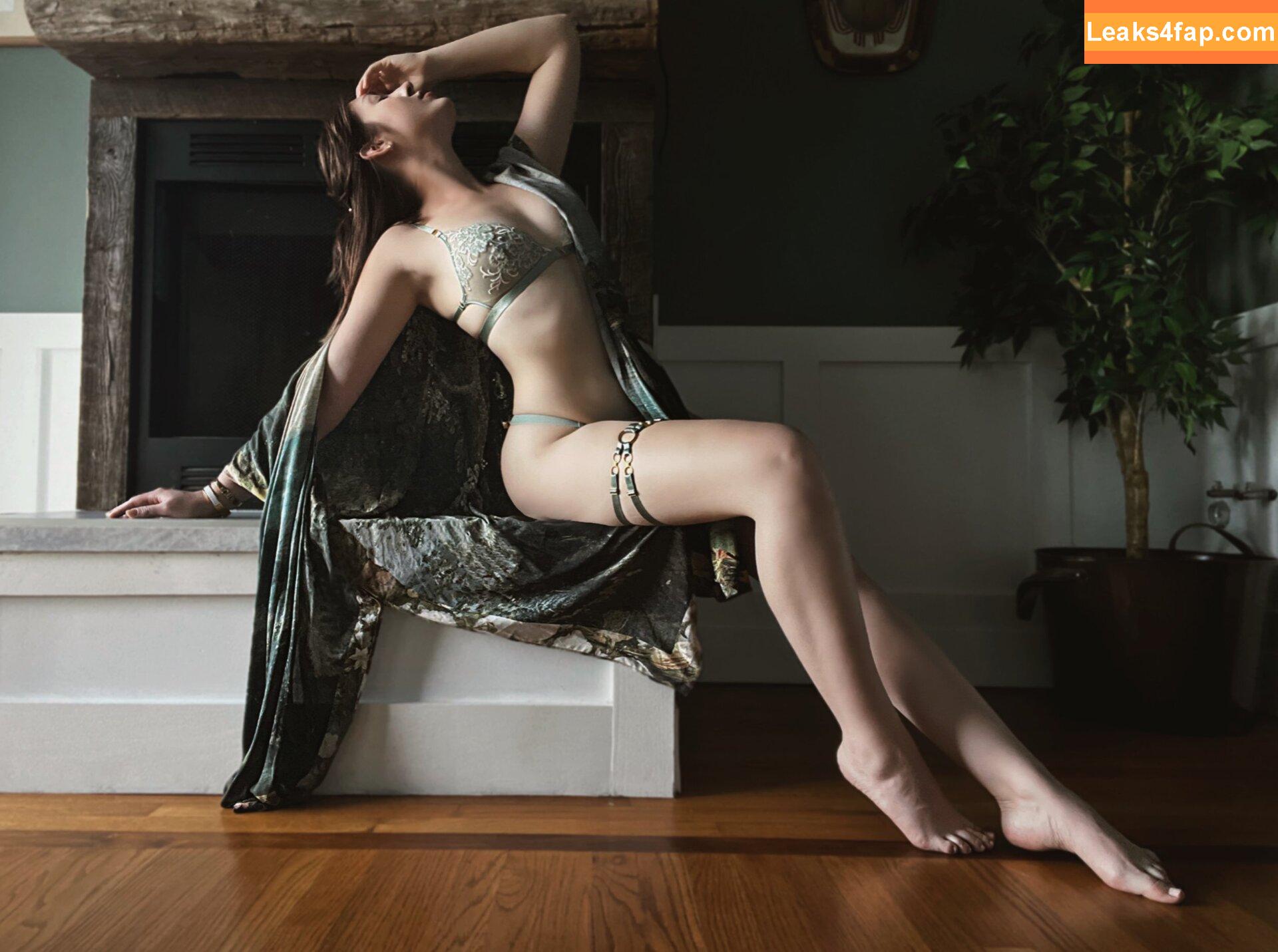 evelynvale /  leaked photo photo #0003