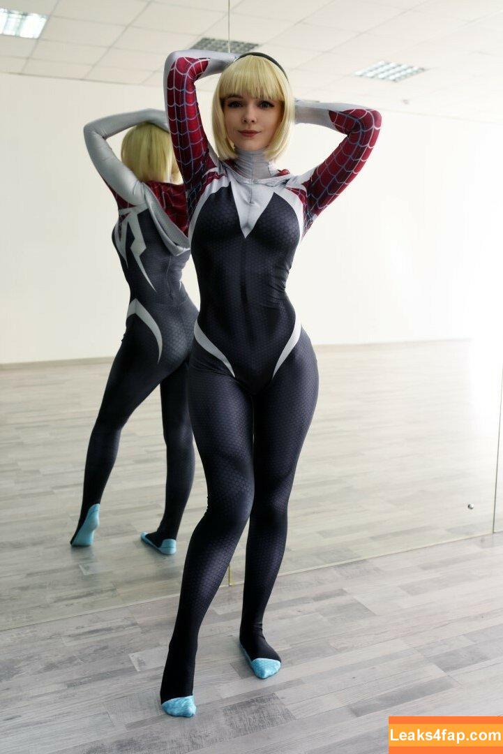 Evenink / cypliukas / evenink_cosplay / evenink_free / irina_cosplay leaked photo photo #0037