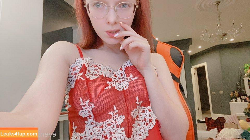 Evenink / cypliukas / evenink_cosplay / evenink_free / irina_cosplay leaked photo photo #0167