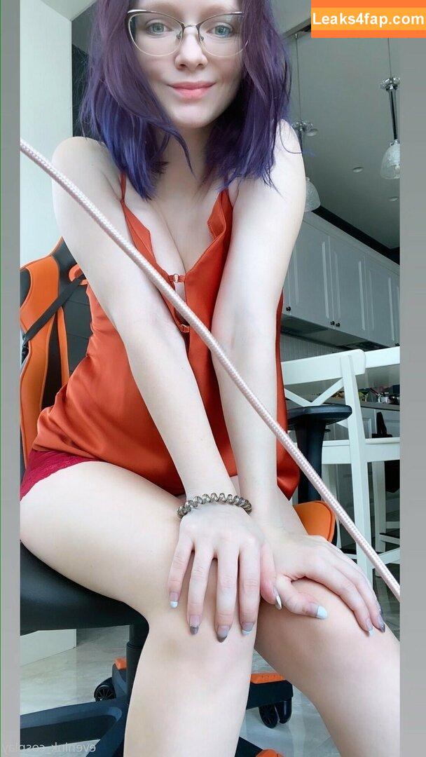 Evenink / cypliukas / evenink_cosplay / evenink_free / irina_cosplay leaked photo photo #0483