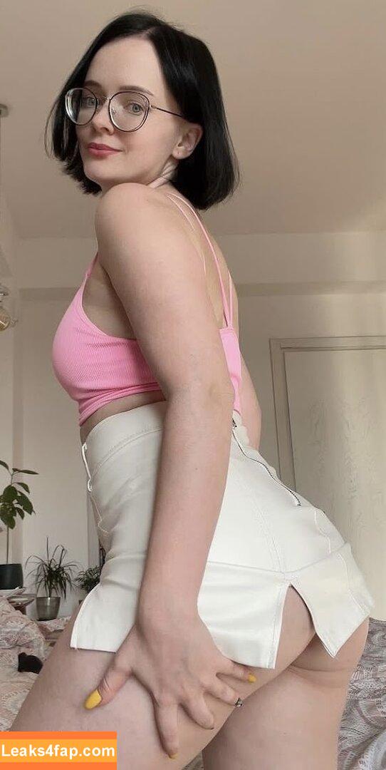 Evenink / cypliukas / evenink_cosplay / evenink_free / irina_cosplay leaked photo photo #1109