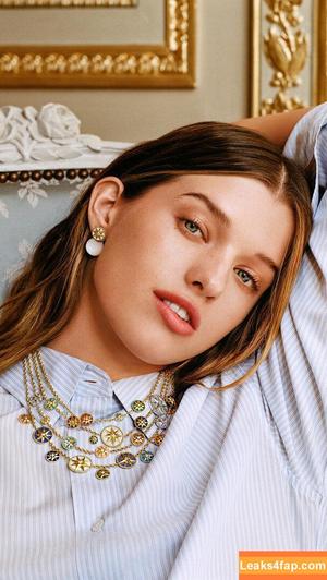 Ever Anderson photo #0006