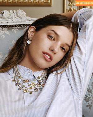 Ever Anderson photo #0009