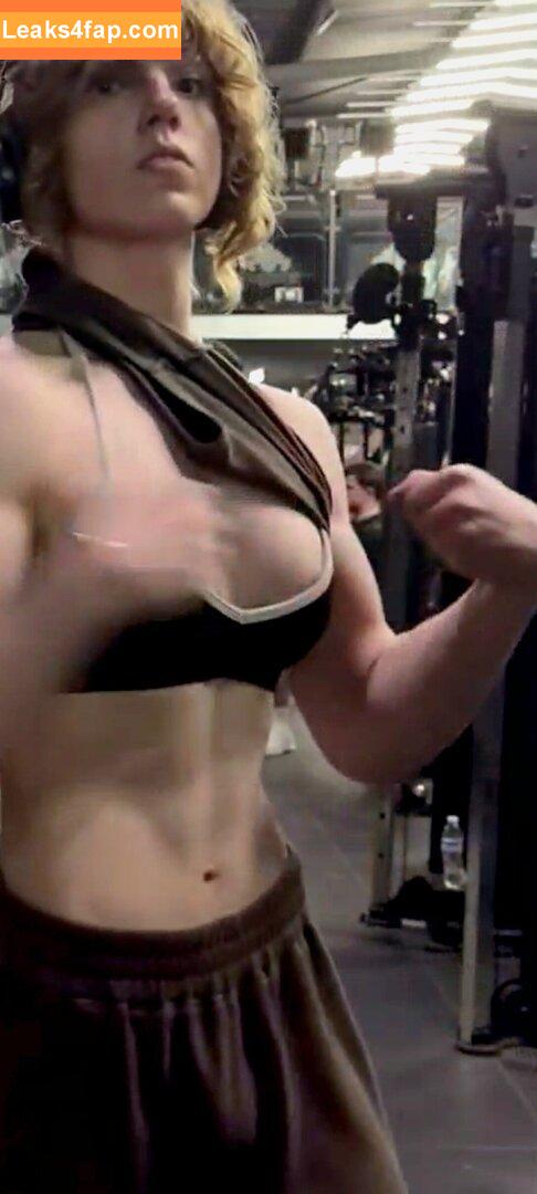 eviedotgym /  leaked photo photo #0033