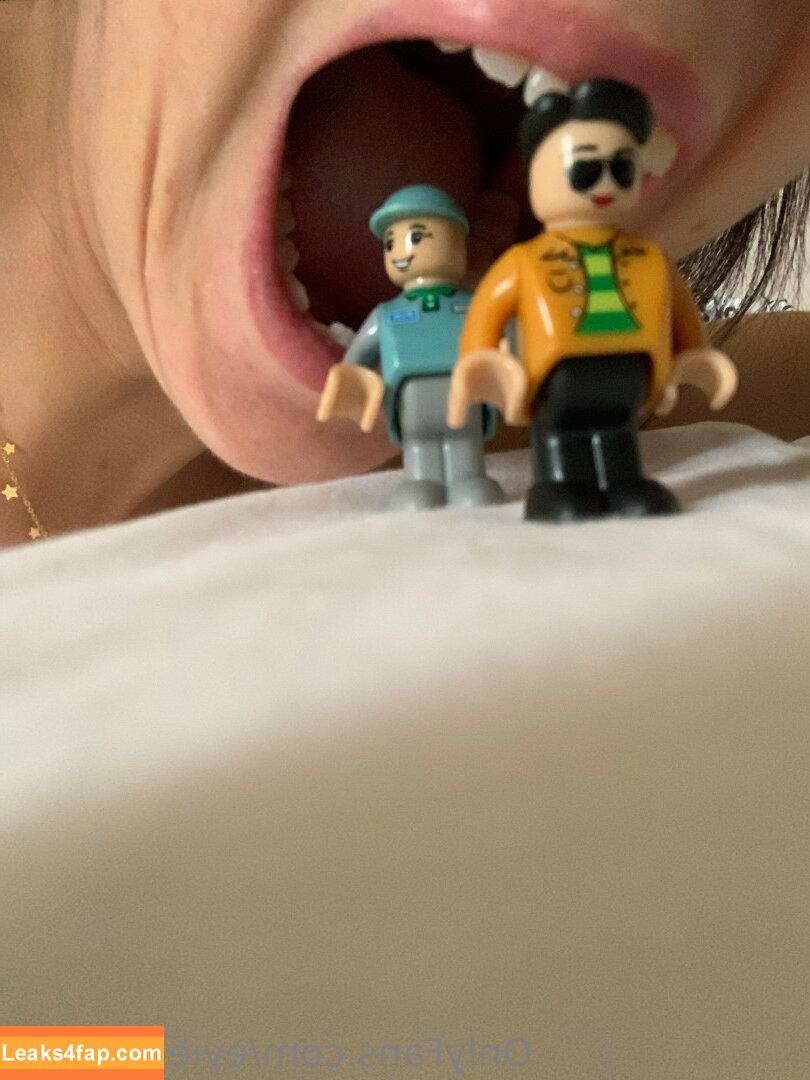 evieexpands leaked photo photo #0014