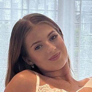 eviemayy photo #0026