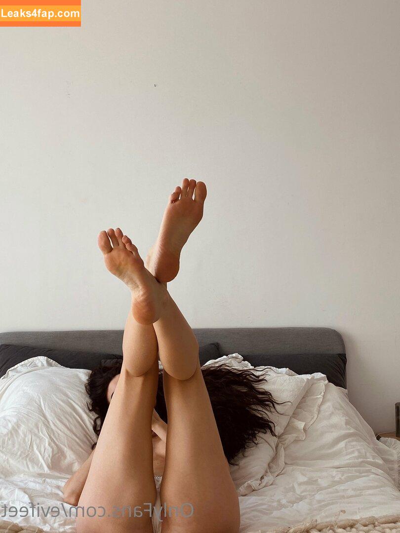 Evifeet /  leaked photo photo #0002