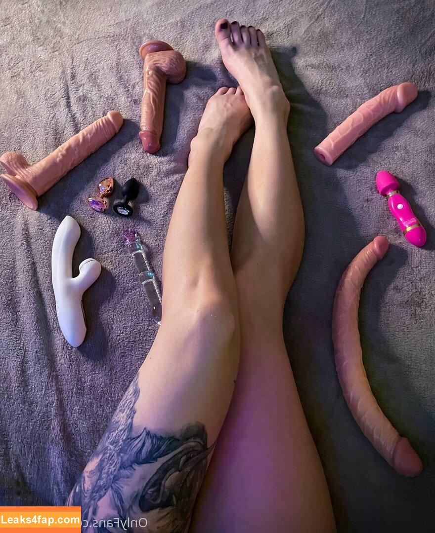 evilscarlett / evilxscarlet leaked photo photo #0024