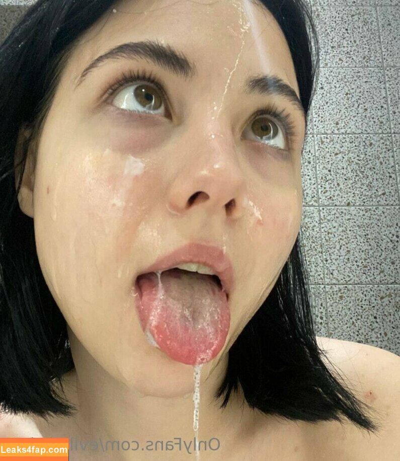 evilscarlett / evilxscarlet leaked photo photo #0064