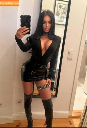 Evilwoman фото #0019