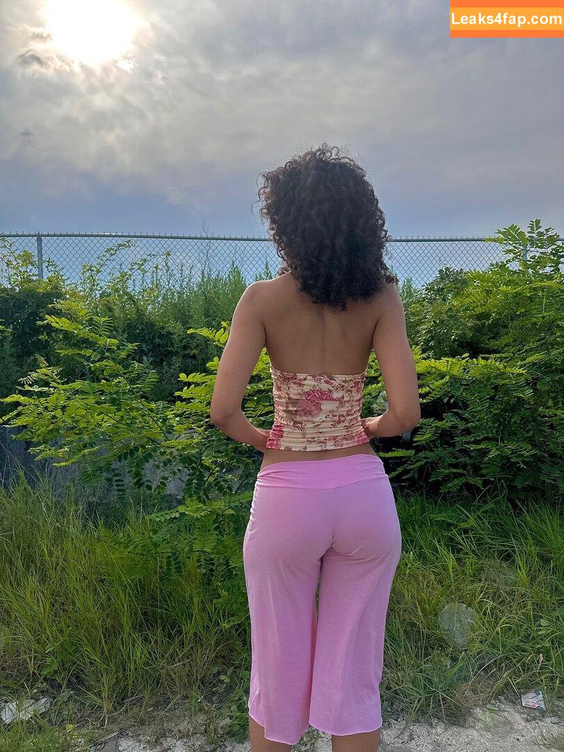 ewmxt / eliana / lalayravo / woahnatty leaked photo photo #0103