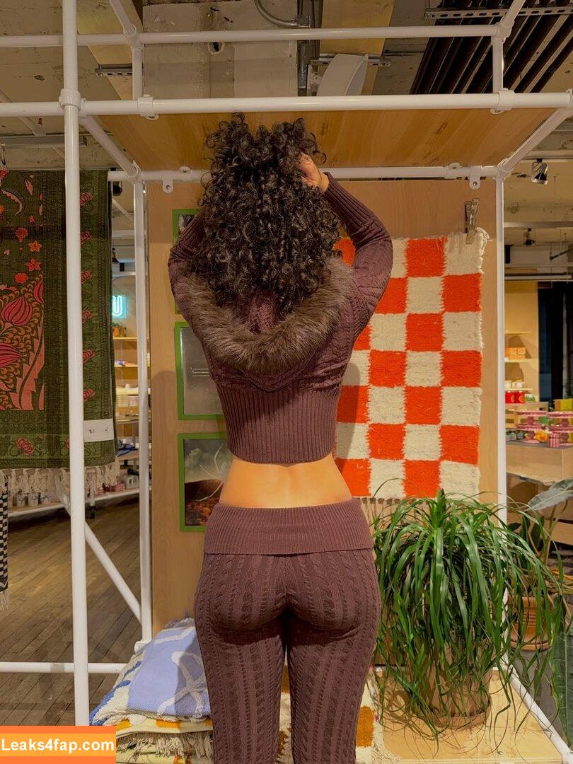 ewmxt / eliana / lalayravo / woahnatty leaked photo photo #0128