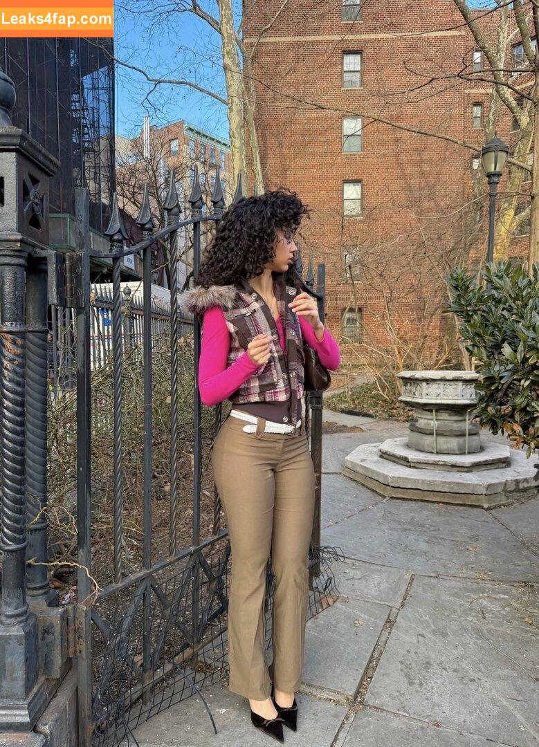 ewmxt / eliana / lalayravo / woahnatty leaked photo photo #0152