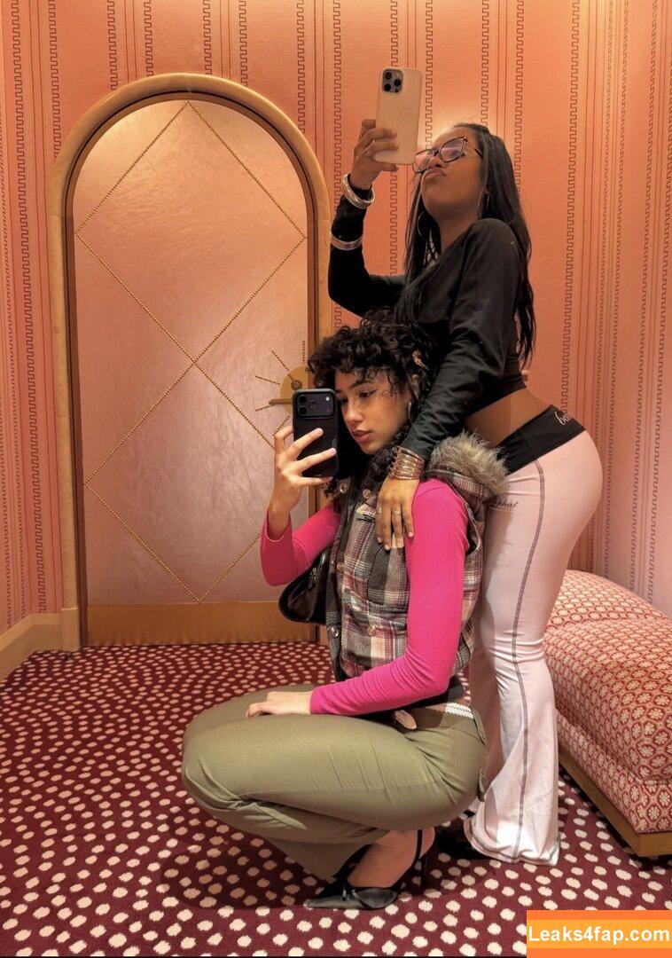 ewmxt / eliana / lalayravo / woahnatty leaked photo photo #0153