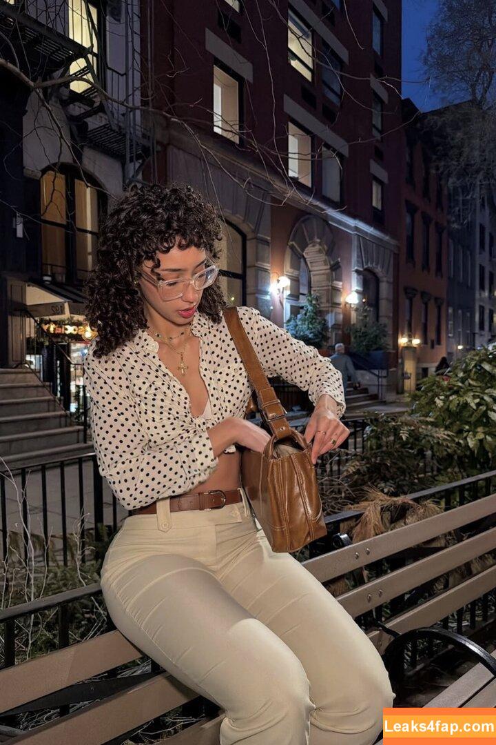 ewmxt / eliana / lalayravo / woahnatty leaked photo photo #0170