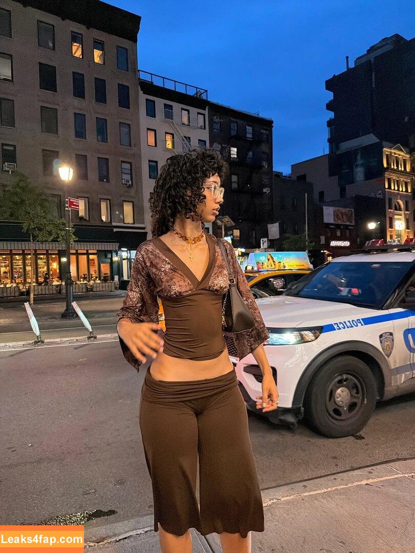 ewmxt / eliana / lalayravo / woahnatty leaked photo photo #0207
