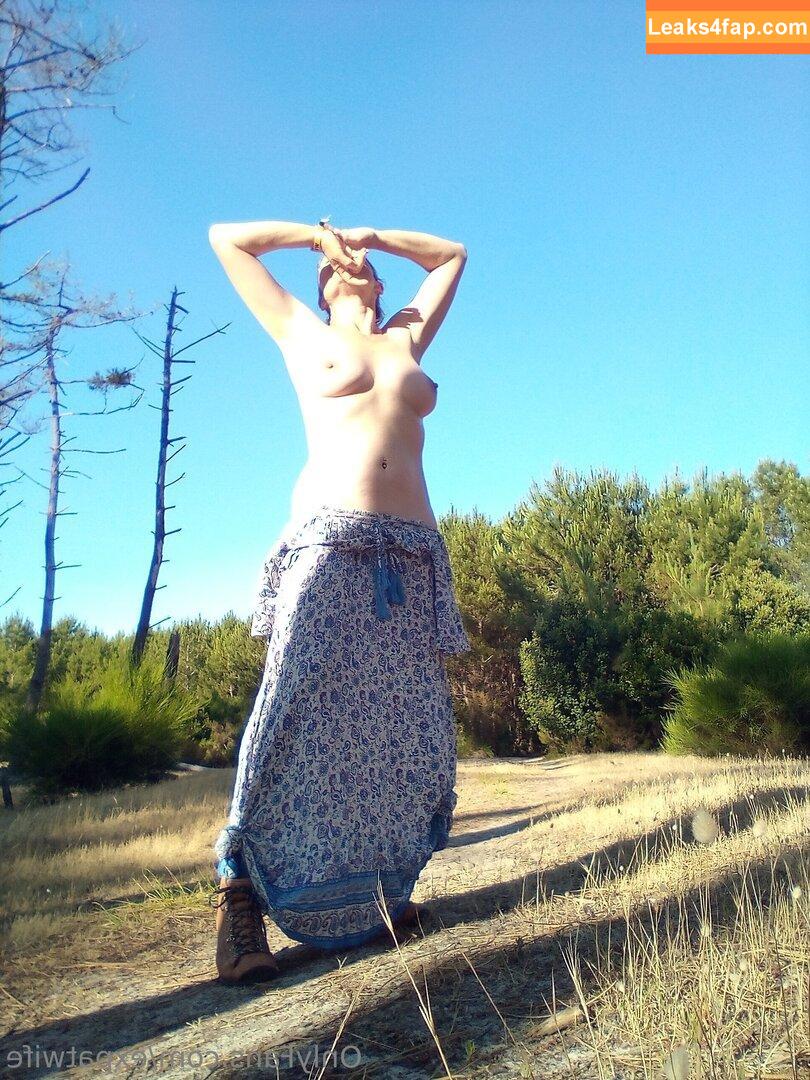 expatwife / the.expatwife leaked photo photo #0013