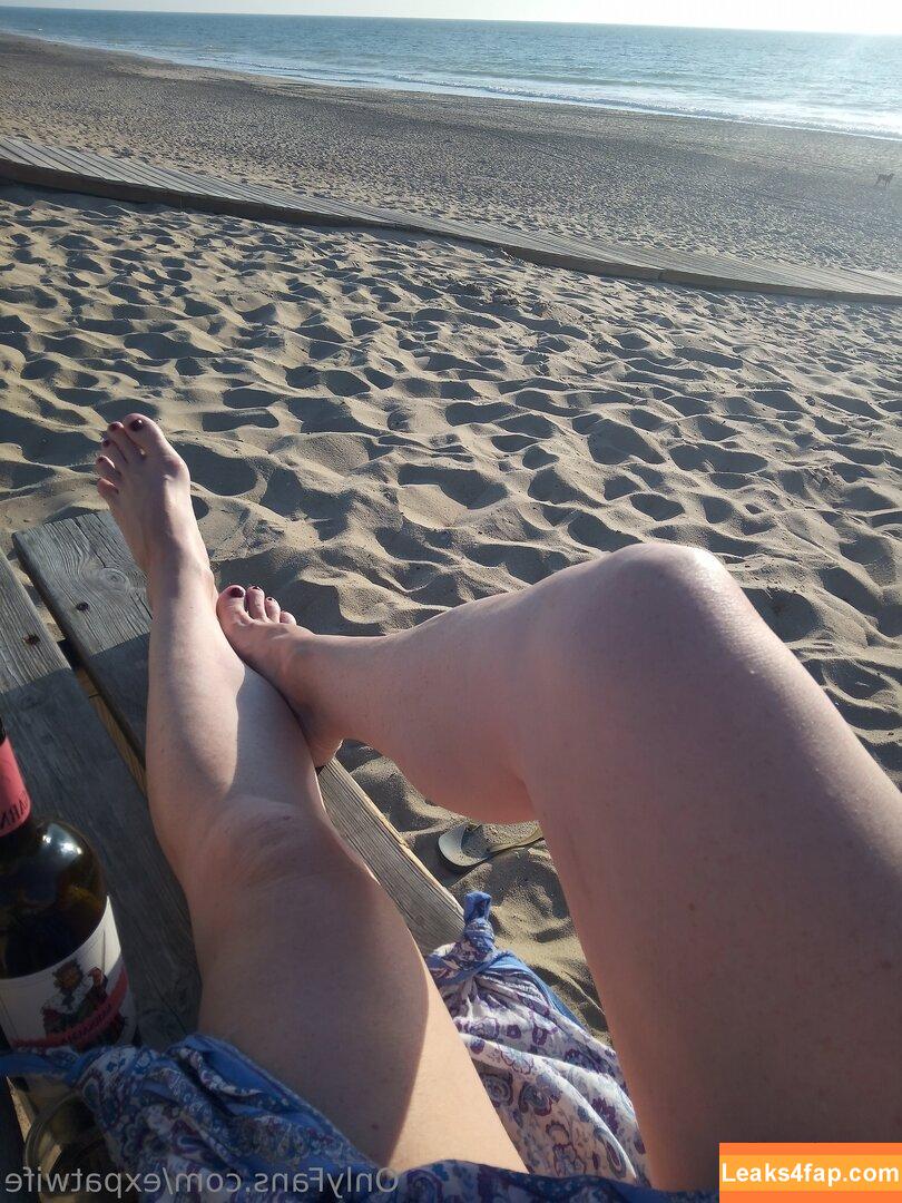 expatwife / the.expatwife leaked photo photo #0017