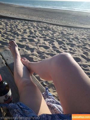 expatwife фото #0018