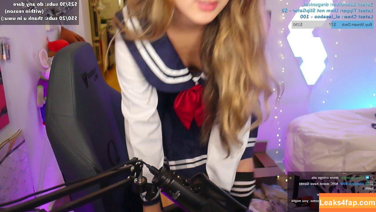 Extraemily / extra.emilay / extraemilyy / extremly_cute leaked photo photo #0735